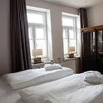 Romantik Aquarium Hotel