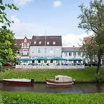 Romantik Aquarium Hotel
