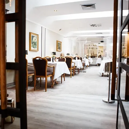 Otel Romantik Aquarium 4*