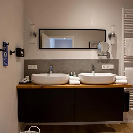 Hotell Romantik Aquarium 4*