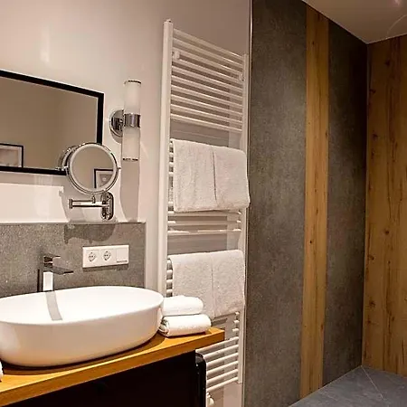 Hotel Romantik Aquarium 4*