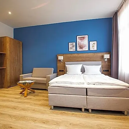 Hotell Romantik Aquarium 4*
