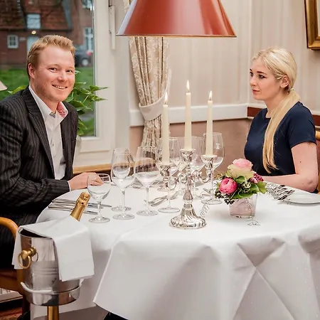 Romantik Aquarium 酒店